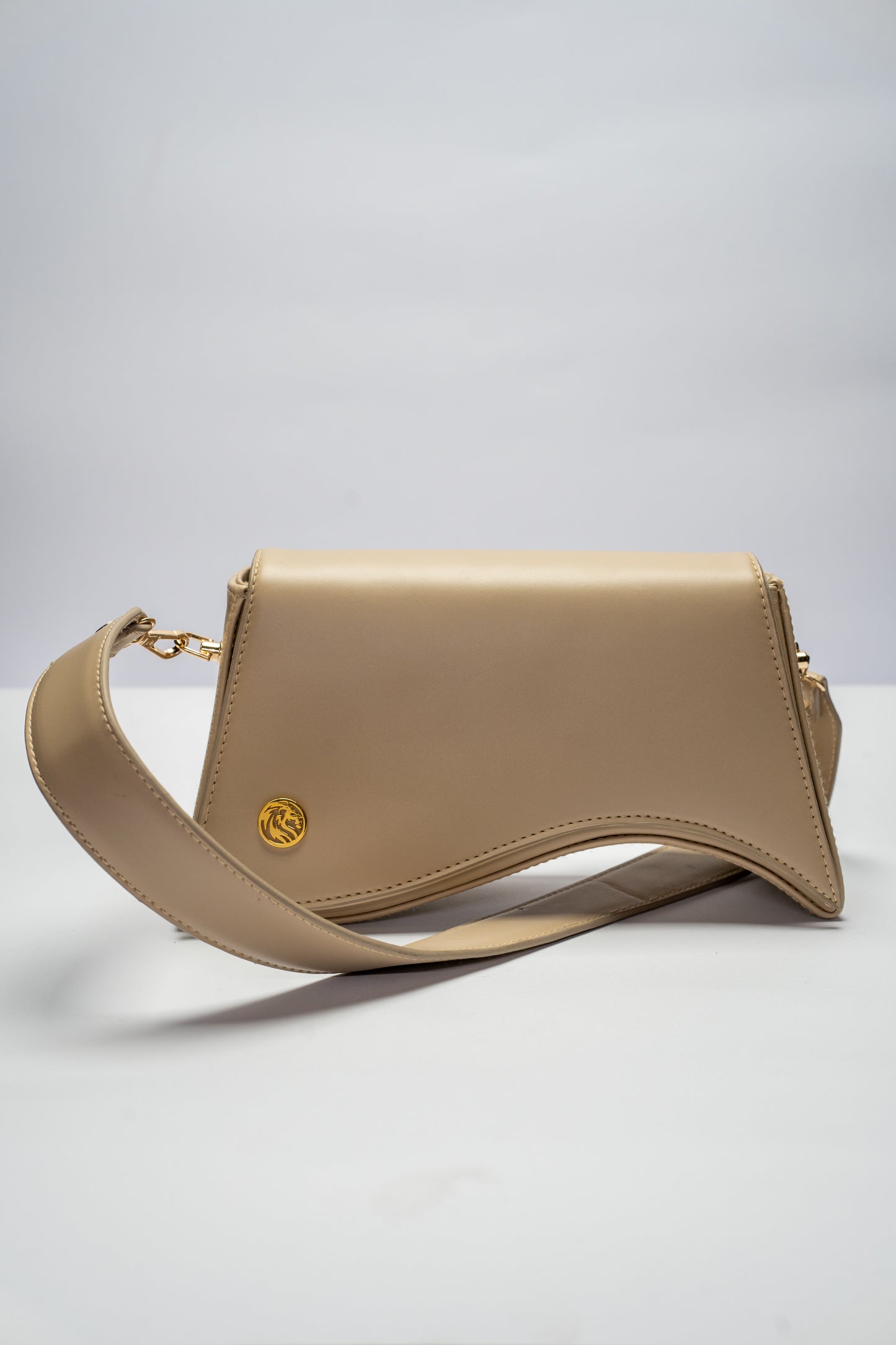 Enzi Bag In Beige