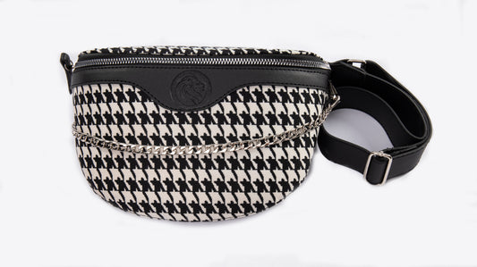 Leo Fanny Pack In Black Silver Chained