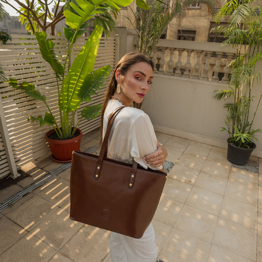 Lexi Tote Bag in Brown